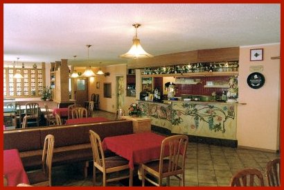 bar1.jpg (29961 byte)