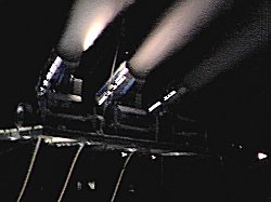 11_4.jpg (10201 byte)