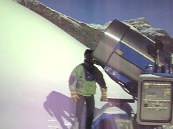 3_4.jpg (11806 byte)